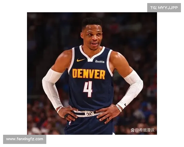 拉塞尔威斯布鲁克创历史三双记录揭示个人能力与球队价值的完美结合 拉塞尔威斯布鲁克创历史三双记录揭示个人能力与球队价值的完美结合